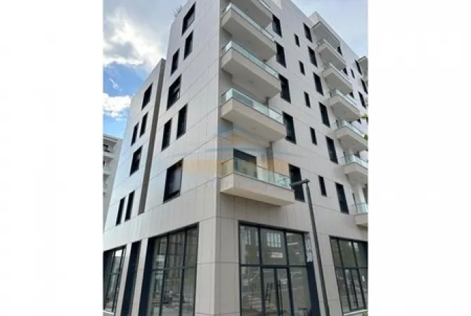 Shtepi ne shitje Apartament ne Tirane, 1+1, Mobilimi Bosh, pa mobiluar, Pagesa 128,915  Euro.