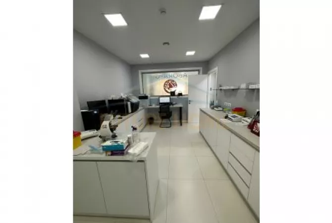 Business Property in Sale 3+1 in Tirana - 450,000 Euro