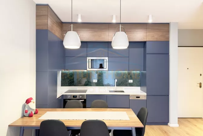 Shtepi ne shitje Apartament ne Tirane, 1+1, Mobilimi E mobiluar, Pagesa 150,000  Euro.