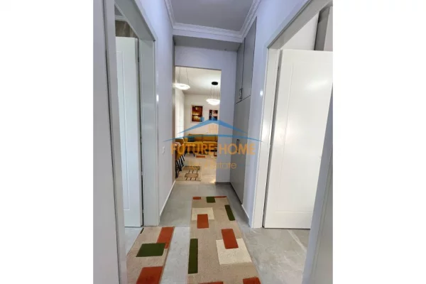 Shtepi me qera Apartament ne Tirane, 2+1, Mobilimi E mobiluar, Pagesa 1,100  Euro.