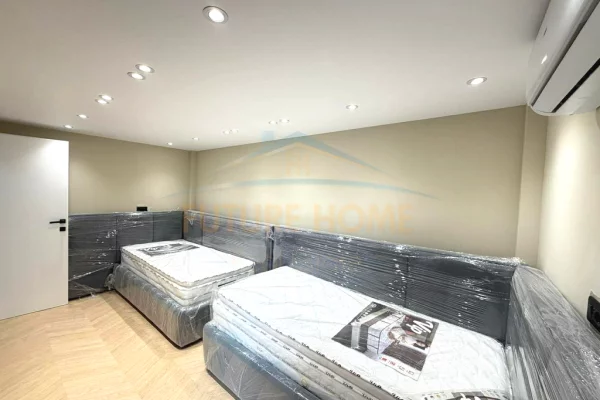 Shtepi ne shitje Duplex(shtepi me 2 kate) ne Tirane, 2+1, Mobilimi E mobiluar, Pagesa 195,000  Euro.