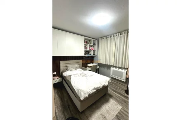 Shtepi ne shitje Apartament ne Tirane, 2+1, Mobilimi E mobiluar, Pagesa 350,000  Euro.