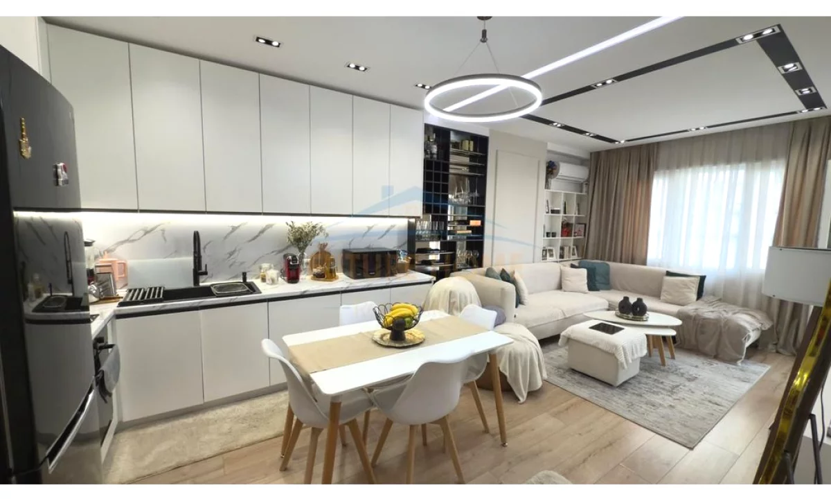 Apartment for sale in Tirana 1+1, Furnished