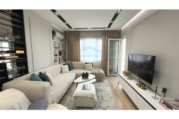 Apartment for sale in Tirana 1+1, Furnished