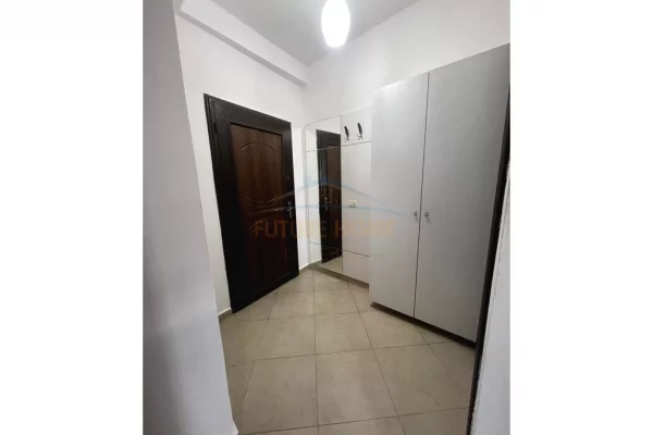 Shtepi ne shitje Apartament ne Tirane, 1+1, Mobilimi E mobiluar, Pagesa 112,000  Euro.