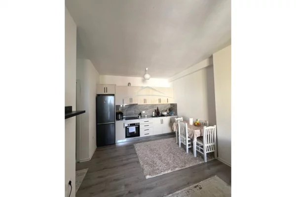 Disponojmë Apartament 2+1+Post Parkimi për Shitje, Yzberisht, Grand Galery.