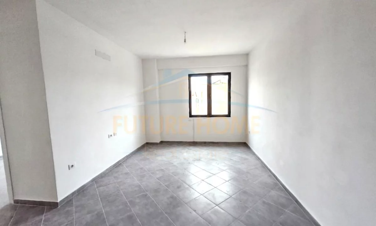 Qera, Ambient per Zyra+ Post Parkimi, Rruga Jordan Misja
