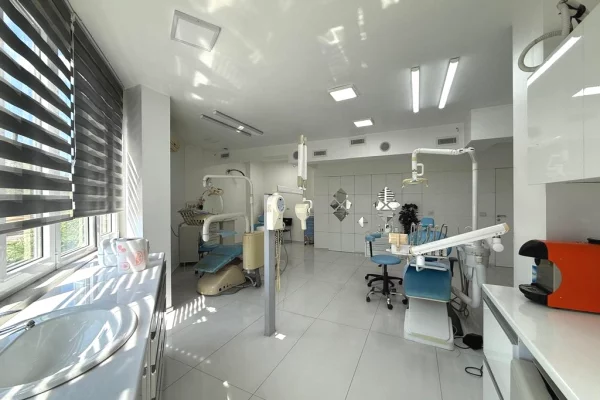 Ambient biznesi ne shitje 3+1 ne Tirane - 275,000 Euro