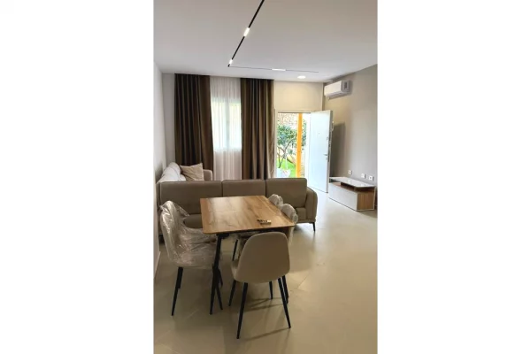 Shtepi me qera Apartament ne Tirane, 1+1, Mobilimi E mobiluar, Pagesa 500  Euro.
