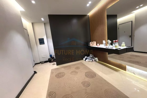 Shtepi ne shitje Apartament ne Tirane, 3+1, Mobilimi E mobiluar, Pagesa 470,000  Euro.