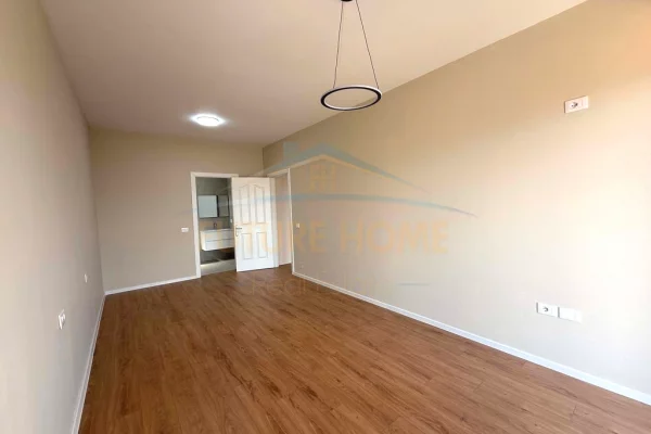 Shtepi ne shitje Apartament ne Tirane, 2+1, Mobilimi Pjeserisht e mobiluar, Pagesa 163,000  Euro.