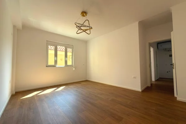 Apartment for sale in Tirana 1+1, Emty