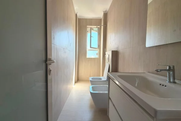 Apartment for sale in Tirana 1+1, Emty