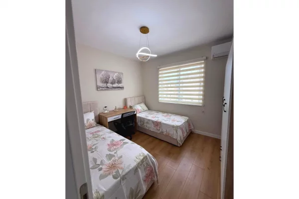 Shtepi me qera Apartament ne Tirane, 3+1, Mobilimi E mobiluar, Pagesa 700  Euro.