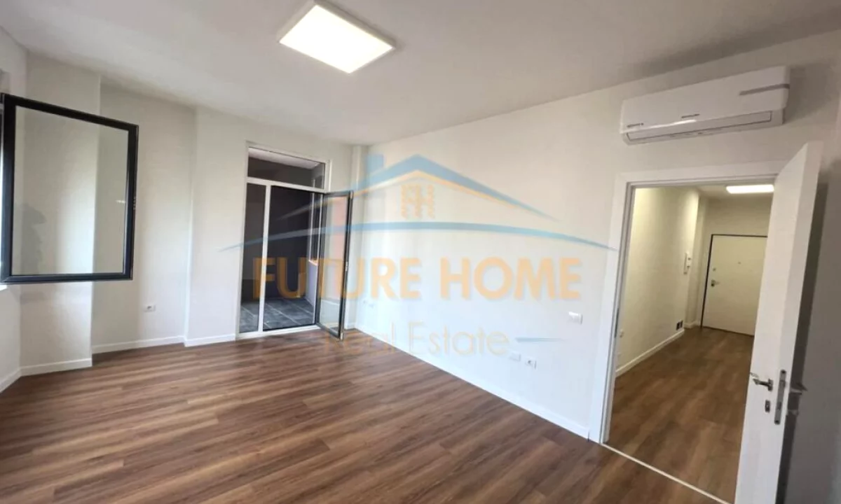 📍 Jepet me Qe ra Ambient Zyrash ne Lokacion Strategjik – Qender Tirane