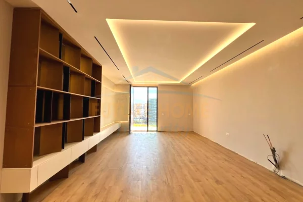 House for Sale Apartment in Tirana, 2+1, Furniture In Part, Payment 720,000  Euro.