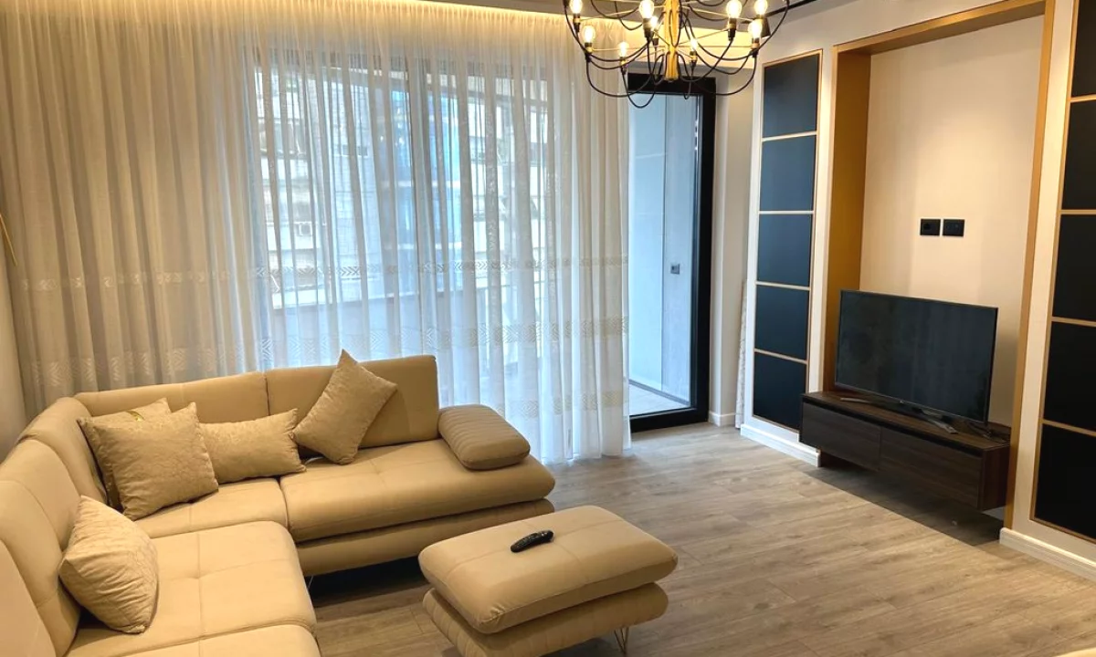 Shtepi me qera Apartament ne Tirane, 2+1, Mobilimi E mobiluar, Pagesa 1,200  Euro.