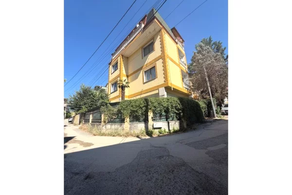Shtepi ne shitje 6+1 ne Tirane - 580,000 Euro