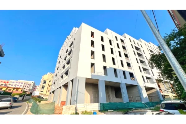 Shitet,Apartament 1+1,EverGreen Residence, Ali Demi.