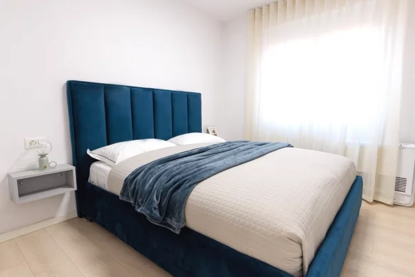 Shtepi ne shitje Apartament ne Tirane, 3+1, Mobilimi E mobiluar, Pagesa 215,000  Euro.