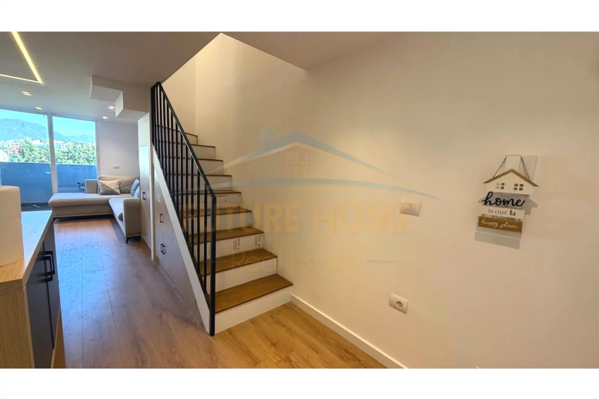 Shtepi ne shitje Apartament ne Tirane, 2+1, Mobilimi E mobiluar, Pagesa 165,000  Euro.