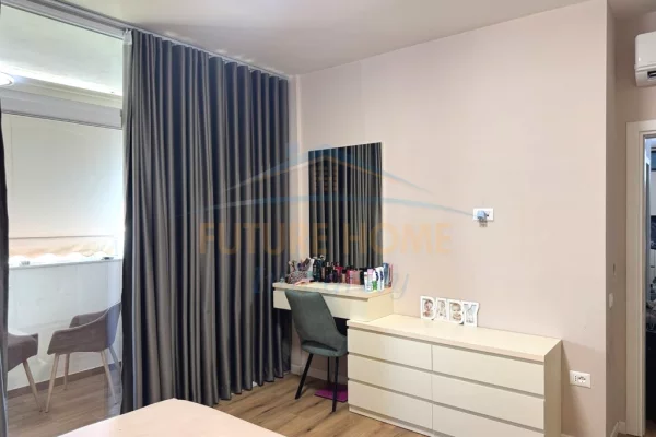 Shtepi ne shitje Apartament ne Tirane, 2+1, Mobilimi E mobiluar, Pagesa 23,000,000  Leke.
