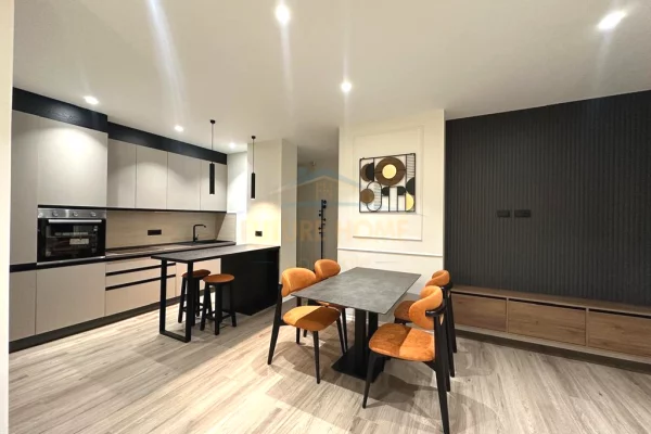 Shitet,Apartament1+1,Rruga Sami Frashëri,Tiranë