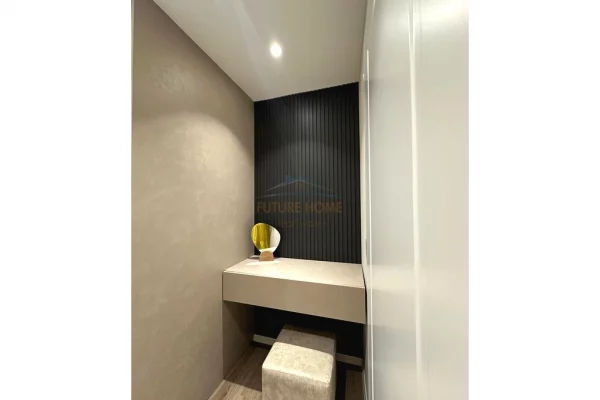 Shtepi ne shitje Apartament ne Tirane, 1+1, Mobilimi E mobiluar, Pagesa 229,000  Euro.