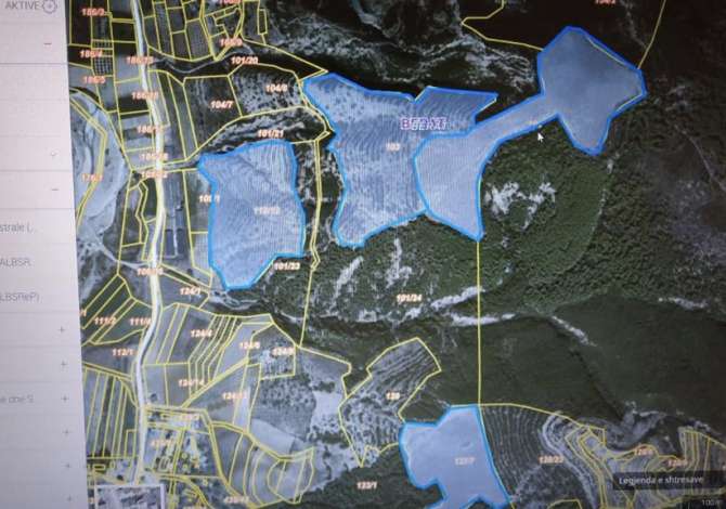 Truall ose Toke ne Berat - 53,700,000 Leke