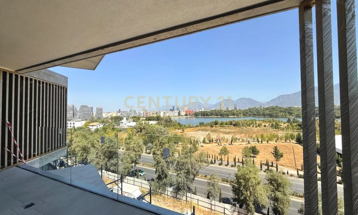 Shtepi ne shitje Apartament ne Tirane, 2+1, Mobilimi Bosh, pa mobiluar, Pagesa 489,000  Euro.