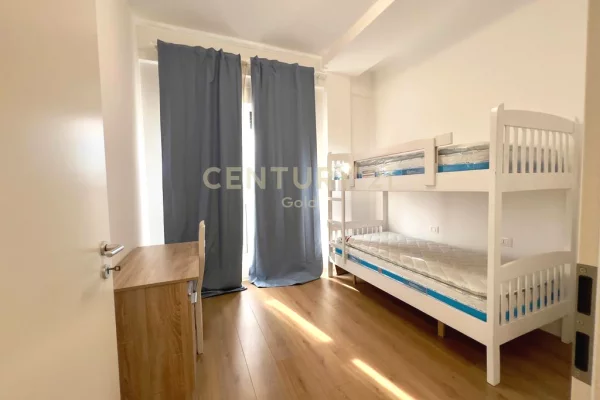 Shtepi me qera Apartament ne Tirane, 2+1, Mobilimi E mobiluar, Pagesa 800  Euro.