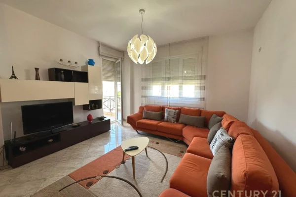 Apartament 2+1+2 Per Shitje Tek Kodra E Diellit!