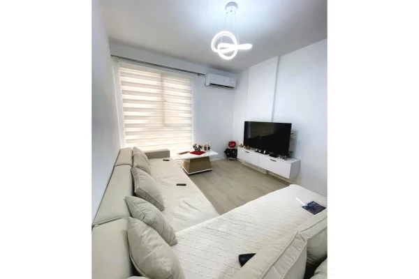Shtepi ne shitje 1+1 ne Tirane - 90,000 Euro