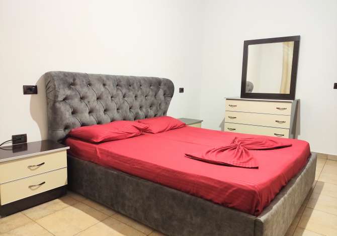 Shtepi me qera Apartament ne Tirane, 1+1, Mobilimi E mobiluar, Pagesa 250  Euro.