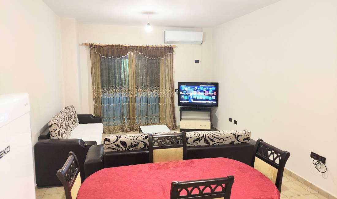 Shtepi me qera Apartament ne Tirane, 1+1, Mobilimi E mobiluar, Pagesa 250  Euro.