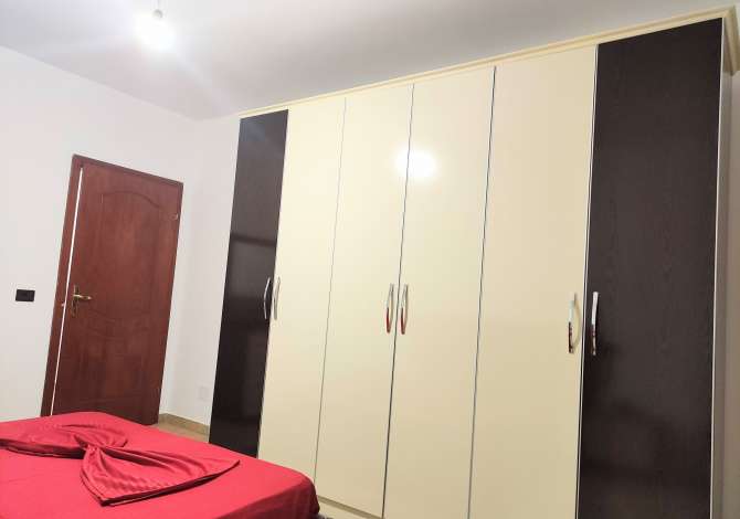Shtepi me qera Apartament ne Tirane, 1+1, Mobilimi E mobiluar, Pagesa 250  Euro.