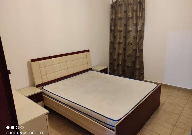 Shtepi me qera Apartament ne Tirane, 1+1, Mobilimi E mobiluar, Pagesa 300  Euro.