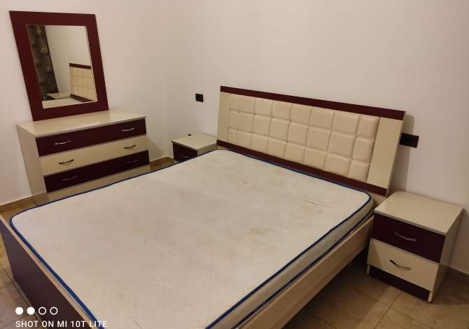 Shtepi me qera Apartament ne Tirane, 1+1, Mobilimi E mobiluar, Pagesa 300  Euro.