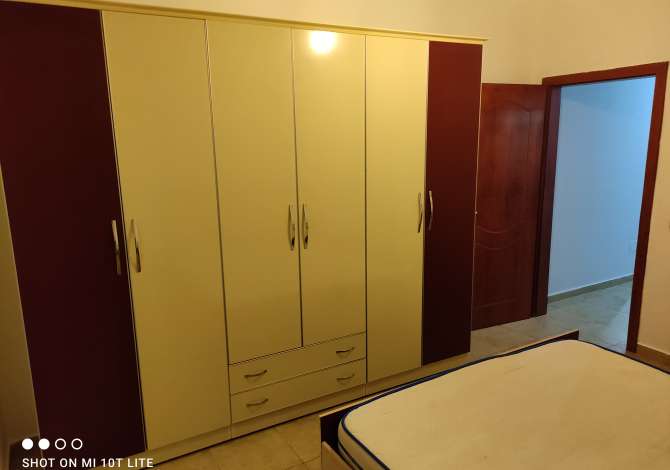 Shtepi me qera Apartament ne Tirane, 1+1, Mobilimi E mobiluar, Pagesa 300  Euro.