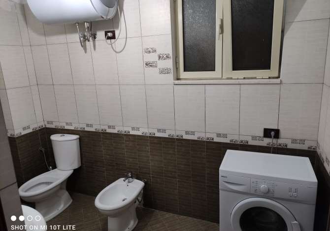 Shtepi me qera Apartament ne Tirane, 1+1, Mobilimi E mobiluar, Pagesa 300  Euro.