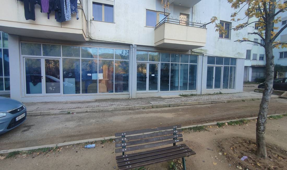 Jepet magazine me qera