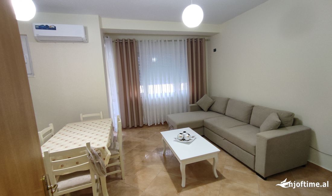 Shtepi me qera Apartament ne Tirane, 1+1, Mobilimi E mobiluar, Pagesa 27,000  Leke.