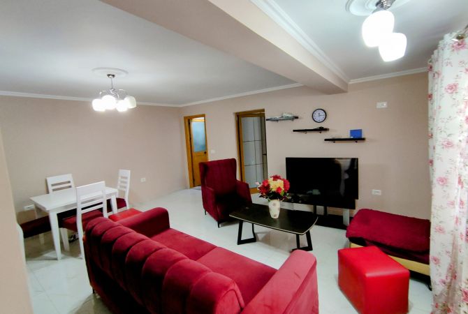 Shtepi me qera 1+1 ne Tirane - 300 Euro