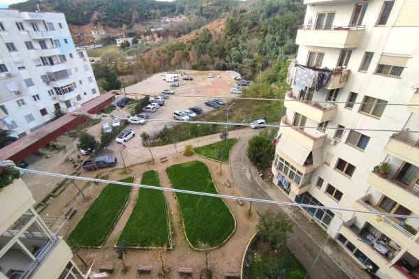 Shtepi me qera Apartament ne Tirane, 1+1, Mobilimi E mobiluar, Pagesa 300  Euro.