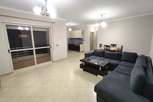 Shtepi me qera Apartament ne Tirane, 2+1, Mobilimi E mobiluar, Pagesa 300  Euro.