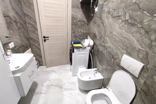 Shtepi me qera Apartament ne Tirane, 2+1, Mobilimi E mobiluar, Pagesa 600  Euro.