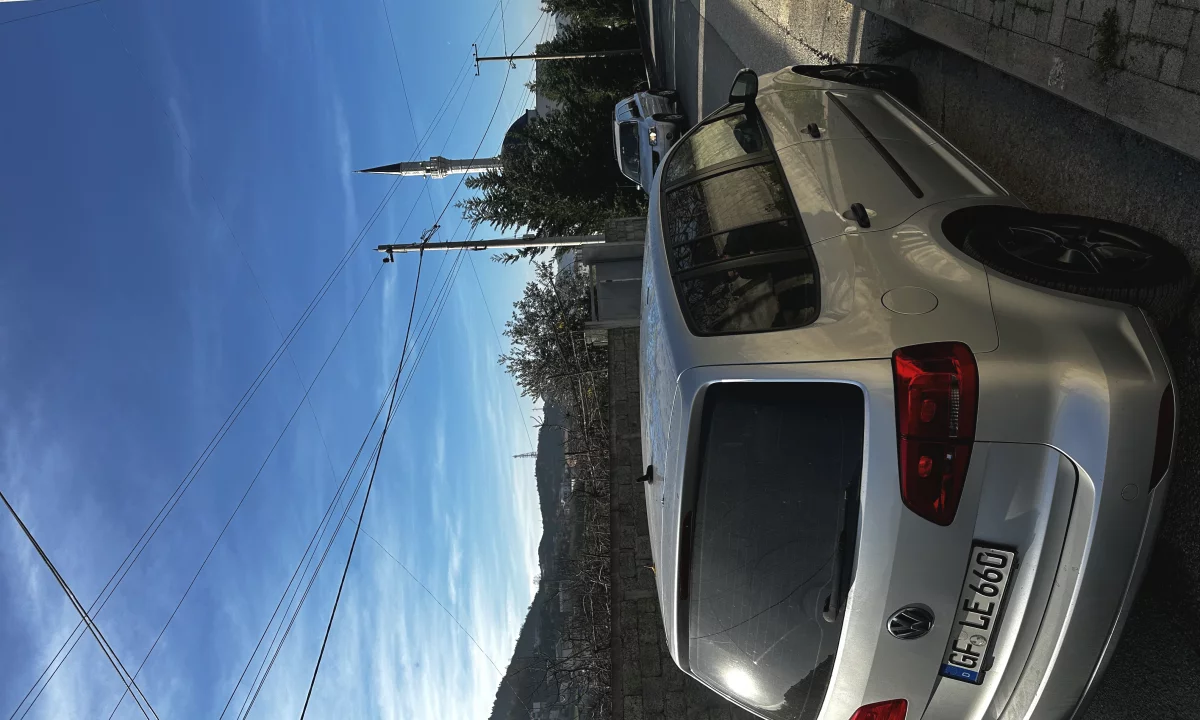 Auto in Vendita a Tirana, Volkswagen, 2011 Diesel,Kambio  Pagamento 540,000  Leke.