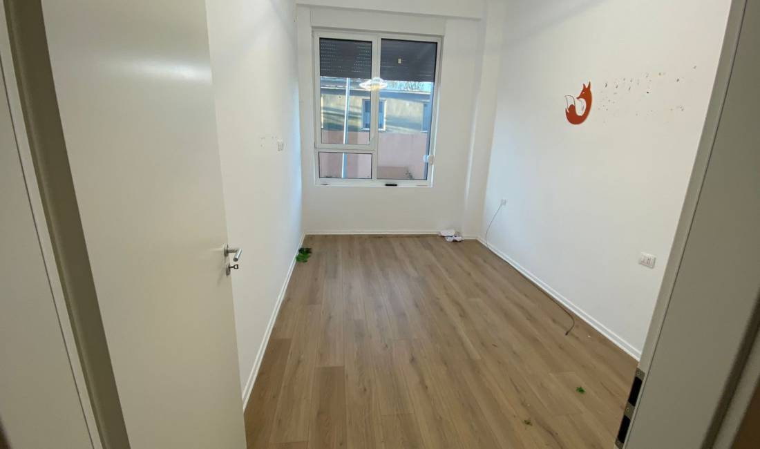 Jepet per qira zyre tek 21 dhjetori