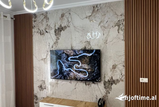 Shtepi ne shitje Apartament ne Tirane, 2+1, Mobilimi E mobiluar, Pagesa 146,000  Euro.