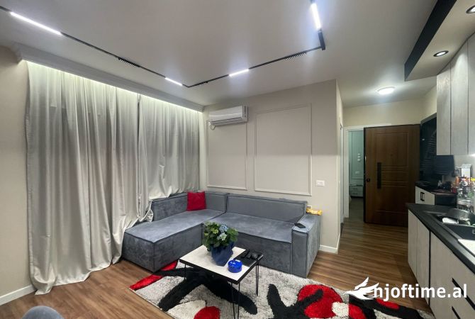 Shtepi me qera Apartament ne Tirane, 1+1, Mobilimi E mobiluar, Pagesa 700  Euro.